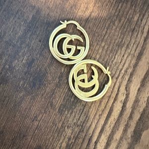 Gucci hoops barely used great condition